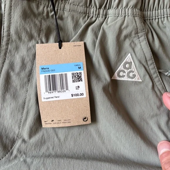 Nike ACG Men's Hiking Shorts Green Size Medium NEW FN2430-053 - Picture 3 of 6